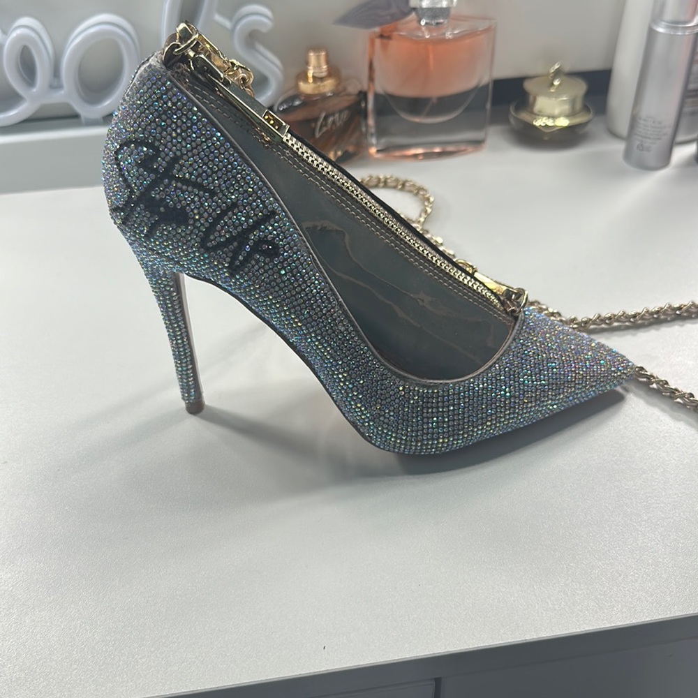 Cute, high heel purse